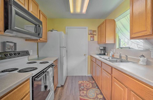 Dunnellon Apartment | Tranquil Dunnellon River Retreat with Balcony & Docks