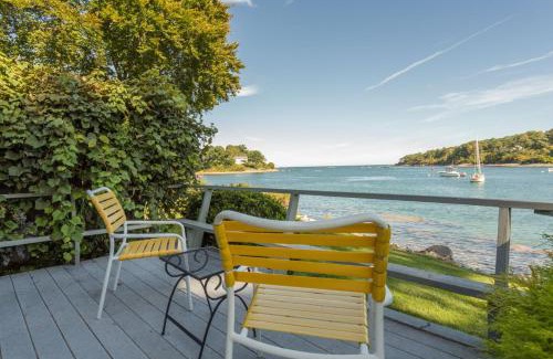 York Hotel | Exceptional Dockside Guest Quarters with Breakfast & Accessibility