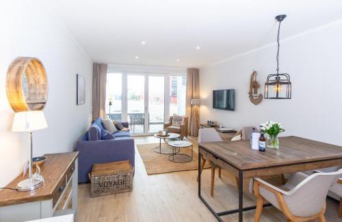 Travemuende Apartment | Experience Dockside Travemünde: 5-Star Oceanfront Escape