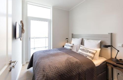 Travemuende Apartment | Experience Dockside Travemünde: 5-Star Oceanfront Escape
