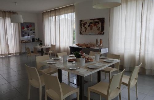 Nocera Inferiore Bed & Breakfast | Pet-Friendly Dodo House with Hot Tub and Breakfast