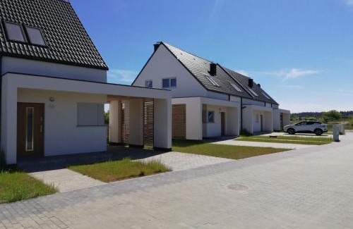 Trzesacz Villa | Pet-Friendly Dofu Domek with Oceanfront Views