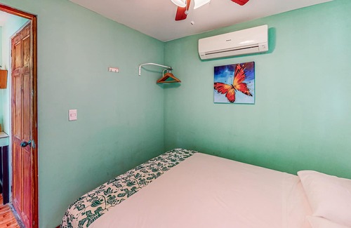 Tarcoles Bed & Breakfast | Dog-friendly 4-villa complex near beach with outdoor pool, community kitchen, AC