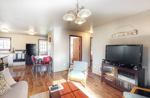 Netarts House | Pet-Friendly Cottage with Ocean View Near Beaches