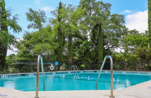Bohicket Marina Village Condo | Pet-Friendly Retreat with Sunset Views at Bohicket Marina