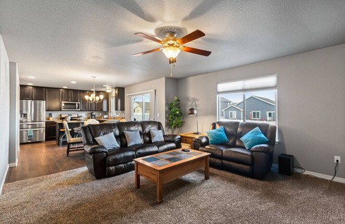 Windsor House | Dog-Friendly Escape w/Hot Tub & Private Yard