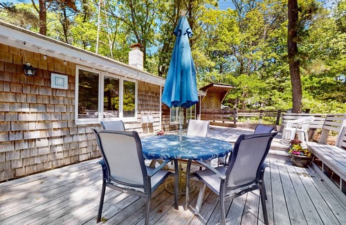 North Eastham House | Dog-Friendly Forest Cottage with Deck Near Bay Beaches