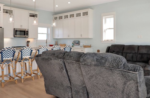 Cape San Blas House | 🌊Dog Friendly Home with Private Pool-Steps to the Beach-Salty Owl🌊