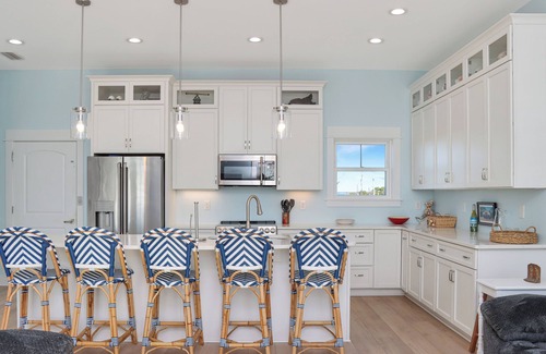 Cape San Blas House | 🌊Dog Friendly Home with Private Pool-Steps to the Beach-Salty Owl🌊
