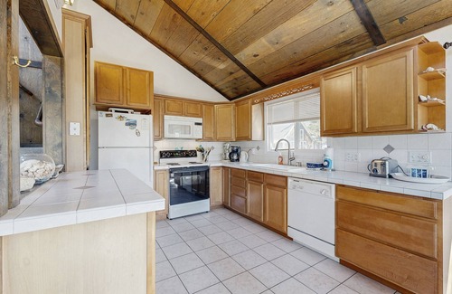 Rockaway Beach House | Pet-Friendly Retreat Steps from the Beach with Deck & Firepit