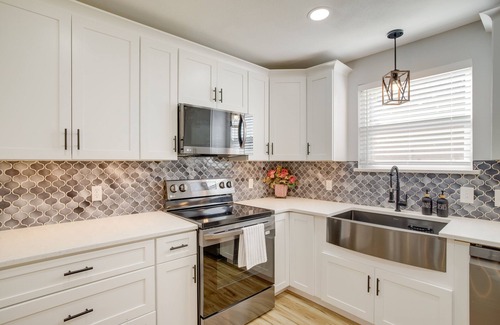 Conroe House | Pet-Friendly Retreat in The Woodlands with Fenced Yard!