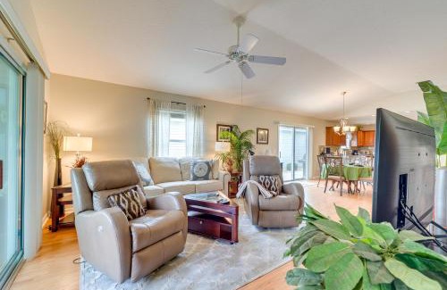 Pennecamp House | Pet-Friendly Retreat in The Villages with Private Patio