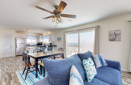 Edisto Island House | Pet-Friendly Beachfront Retreat with Ocean View & Free WiFi