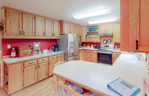 Port Orford House | Pet-Friendly Oceanfront Retreat with Deck, Steps to Beach