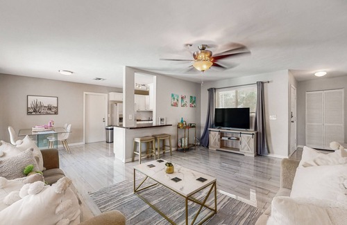 New Papago Parkway House | Pet-Friendly Retreat with Private Pool and Enclosed Yard
