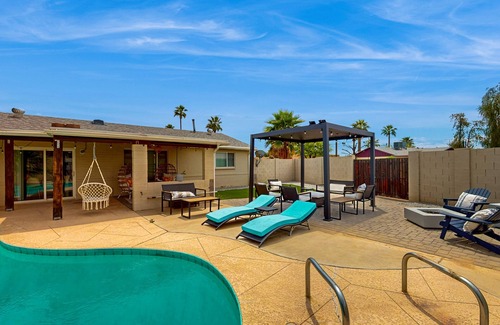 New Papago Parkway House | Pet-Friendly Retreat with Private Pool and Enclosed Yard