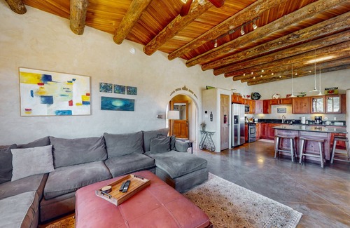 Taos House | Pet-Friendly Retreat with Taos Mountain Views & Jetted Tub