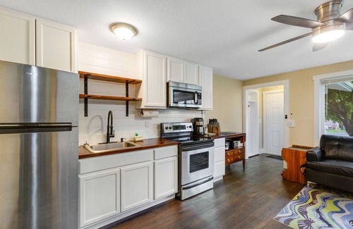 Clinton House | Pet-Friendly Retreat with Yard & Washer/Dryer Near Attractions