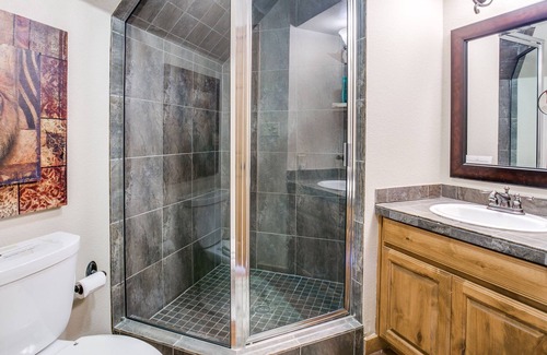 Lake Whitney House | Dog-Friendly Home with Lake Whitney Views - Near Boat Ramp