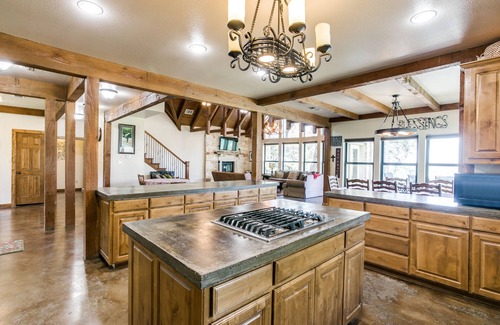 Lake Whitney House | Pet-Friendly Retreat with Lake Whitney Views & Cozy Fireplace