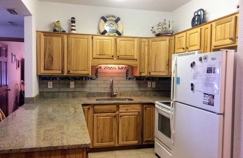 Kill Devil Hills Condo | Pet-Friendly Condo with Ocean Views & Pool in Kill Devil Hills