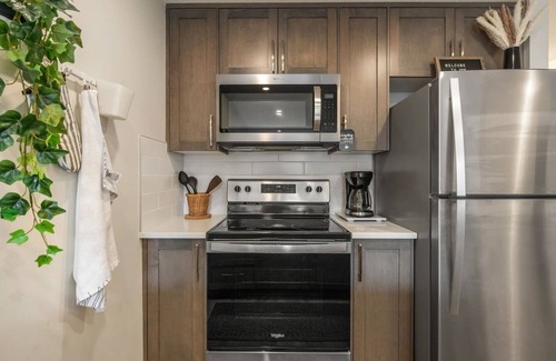 Keith House | Modern Home with Free Banff Access & King Bed - Top Rated