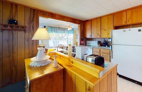 Swanton Cottage | Dog-friendly lakefront home with amazing Lake Champlain views, deck, & firepit