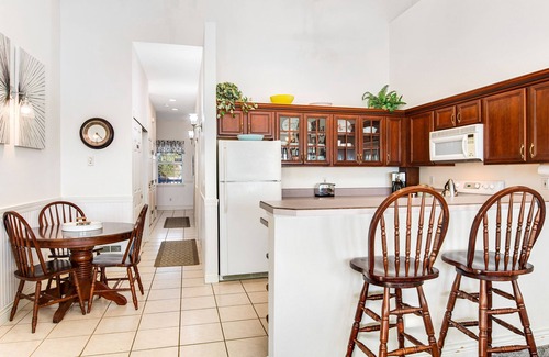 Ocean Shores Condo | Dog-Friendly Oceanfront Suite with Private Deck & Hot Tub
