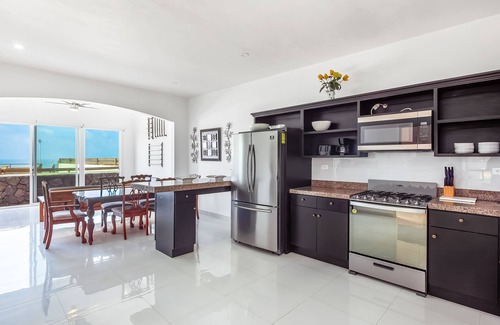 La Paloma House | Dog-Friendly Oceanfront Retreat with Heated Pool & Hot Tub
