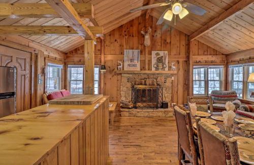 Hickory Hills House | Pet-Friendly Poconos Cabin with Hot Tub near Skiing