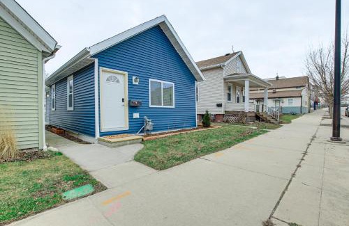 Sheboygan House | Pet-Friendly Sheboygan Home - Close to Town and Fun!