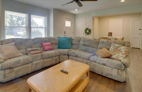 Shelby House | Cozy Shelby Retreat with Private Yard & Relaxing Hot Tub