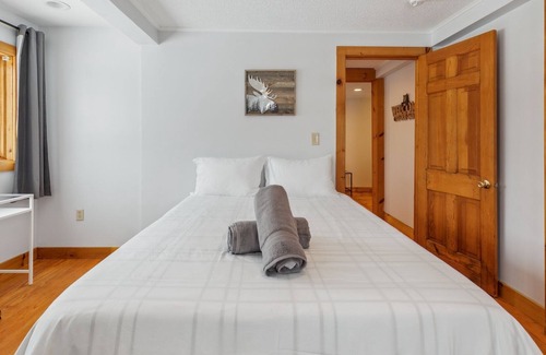 Campton Apartment | Pet-Friendly Retreat Near Loon Mountain & Waterville Valley