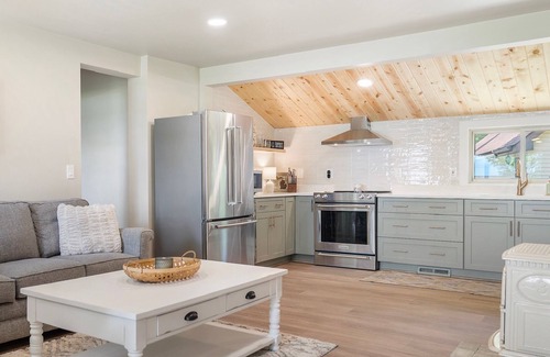 Levering Cottage | Dog Friendly Updated Cottage w/Game Room on Douglas Lake