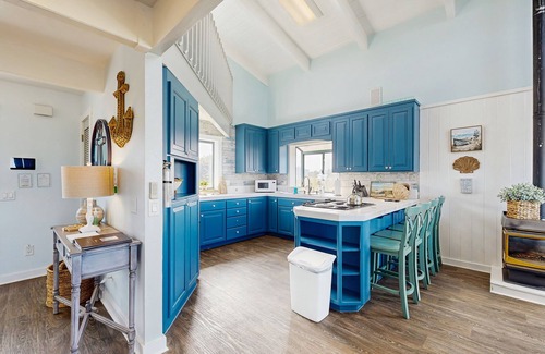 Fort Bragg House | Inviting Pet-Friendly Waterfront Home with Beach Access