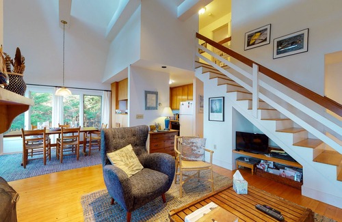 Tenants Harbor House | Pet-Friendly Waterfront Retreat with Breathtaking Views