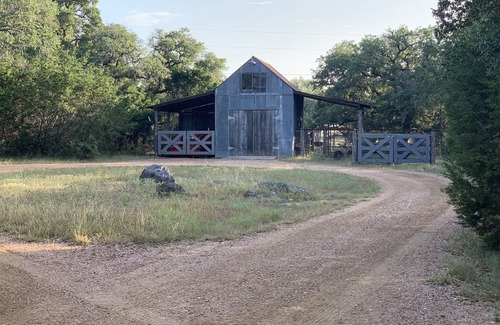 Kendall County House | Tranquil Dog-Trot Home with Pool and Game Room Retreat