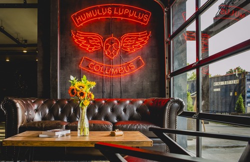Canal Winchester Hotel | DogHouse Columbus: Rated 9.6/10 with Family-Friendly Amenities