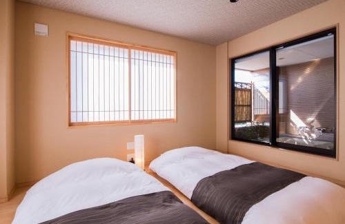 Dogo Hot Spring Hotel | Experience Dogo Onsen Yachiyo with Hot Tub & Family Amenities