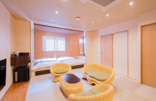Dogo Hot Spring Hotel | Experience Dogo Onsen Yachiyo with Hot Tub & Family Amenities