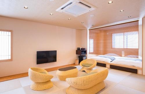 Dogo Hot Spring Hotel | Experience Dogo Onsen Yachiyo with Hot Tub & Family Amenities