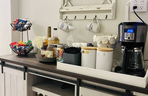 Dupont Apartment | Pet-Friendly 2 Bedroom Apartment Near DIA with Great Amenities