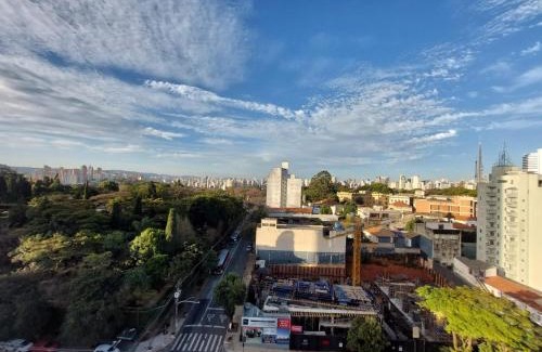 Pinheiros Apartment | Inviting Stay at Dois Quartos HC Near Metrô and Oscar Freire