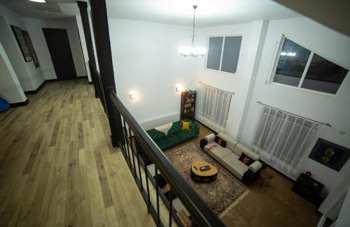 Deda House | Discover Comfort at Doispe Nuci with Hot Tub & Kitchen