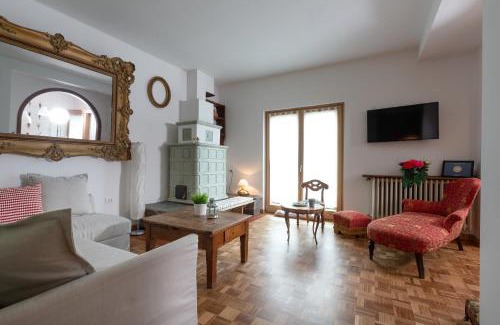 Bormio Apartment | Dolce Casa: 4-Star Haven with Pet-Friendly Amenities