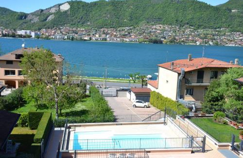 Paratico Apartment | Relax at Dolce Casa Lago - Pet Friendly with Pool Access