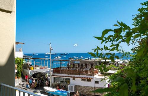 Marina Piccola House | Dolce Vita Beach House stunning views by the sea