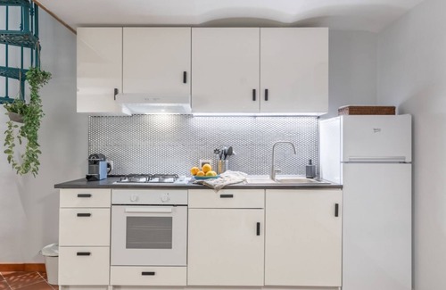 Sallustiano Apartment | Discover Dolce Vita Dreaming Studio with Breakfast Included