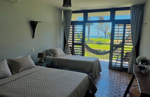 Lagoinha House | Experience Dolce Vita Guest House: 10/10 Rated Retreat