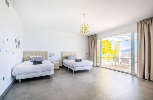 Ojen Villa | Elegant Dolce Vita Marbella Villa with Private Pool & More